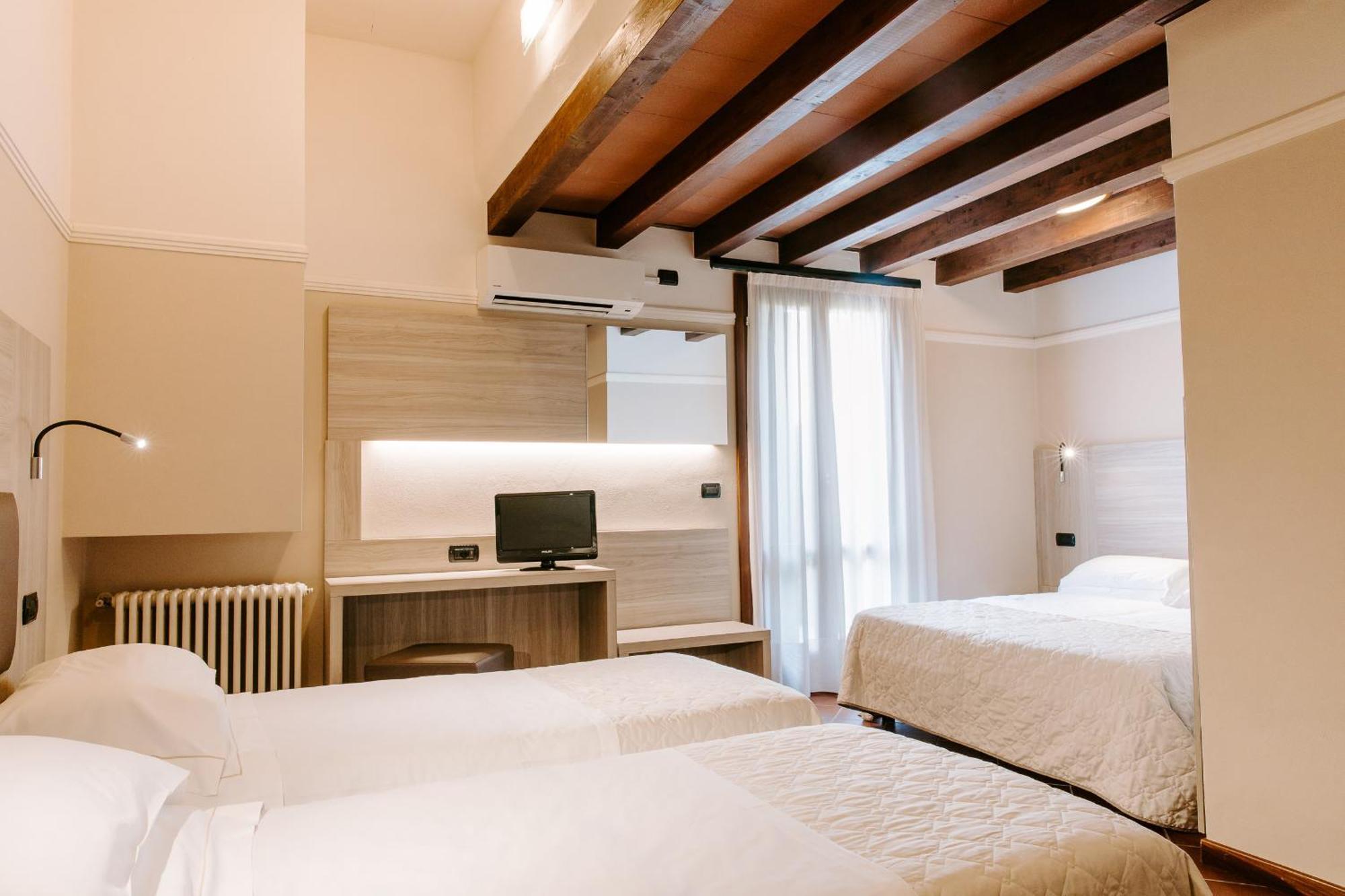 Country House Santa Maria Maddalena Budrio  Bagian luar foto