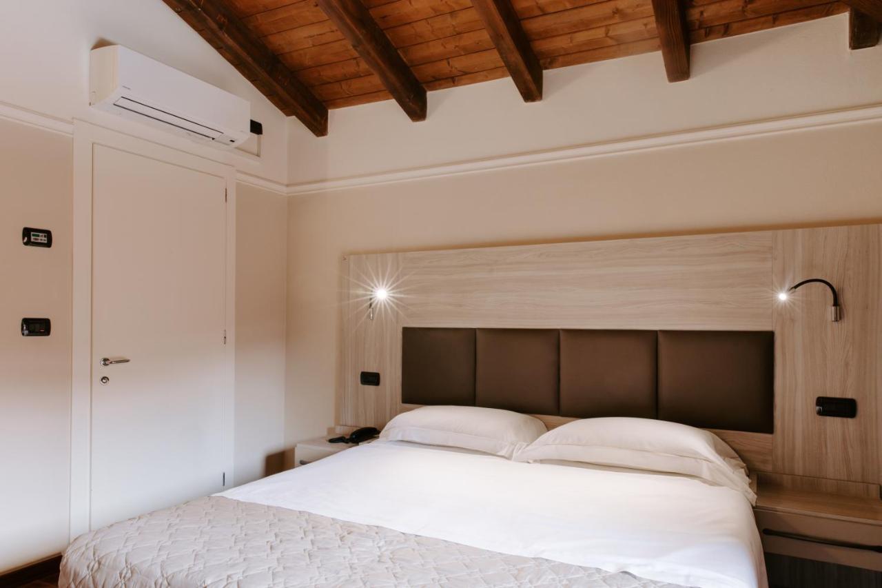 Country House Santa Maria Maddalena Budrio  Bagian luar foto
